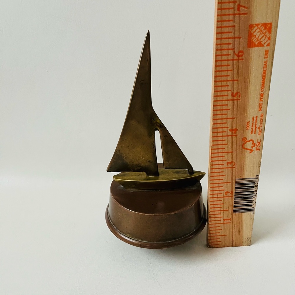 Vintage Brass Sailboat Sculpture - Picture 11 of 12